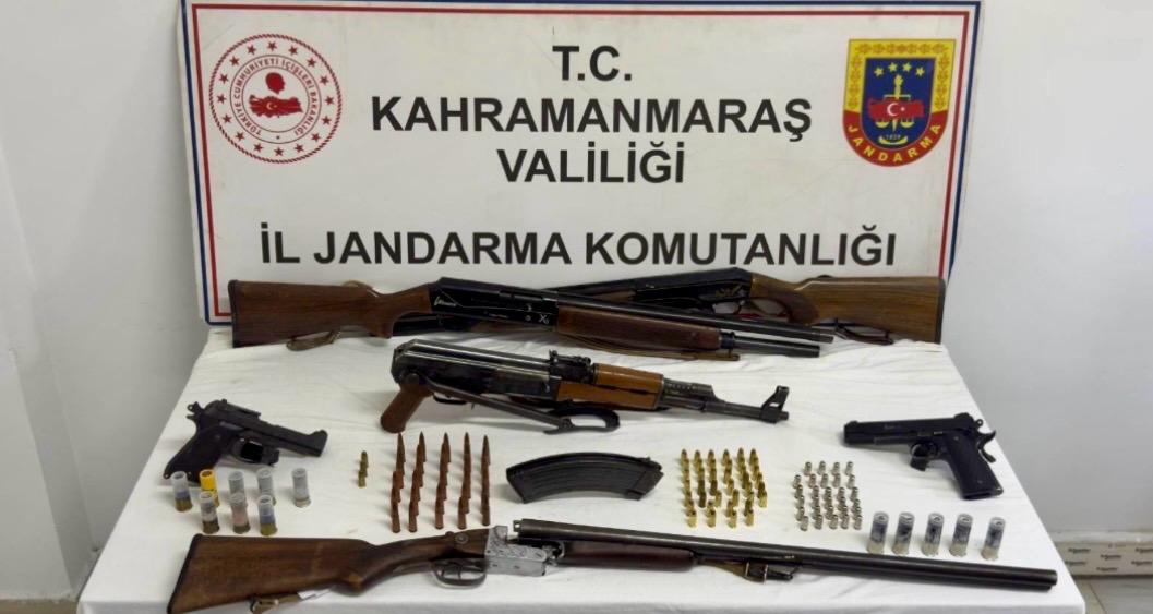 Kahramanmaraş İl Jandarma Komutanlığı Narkotik Suçlarla Mücadele Şube Müdürlüğü ekiplerince