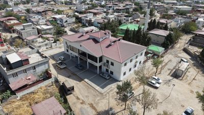 Büyükşehir Belediyesinin Kanuni Mahallesi’nde gençlerin hizmetine sunduğu Mehmet Arıkan Gençlik